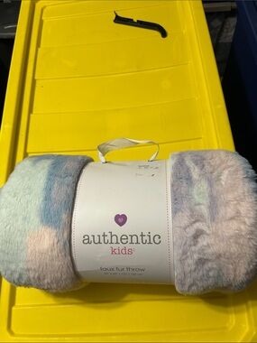 Authentic Kids Faux Fur Throw - White with Pink & Purple Accents 50 by 60